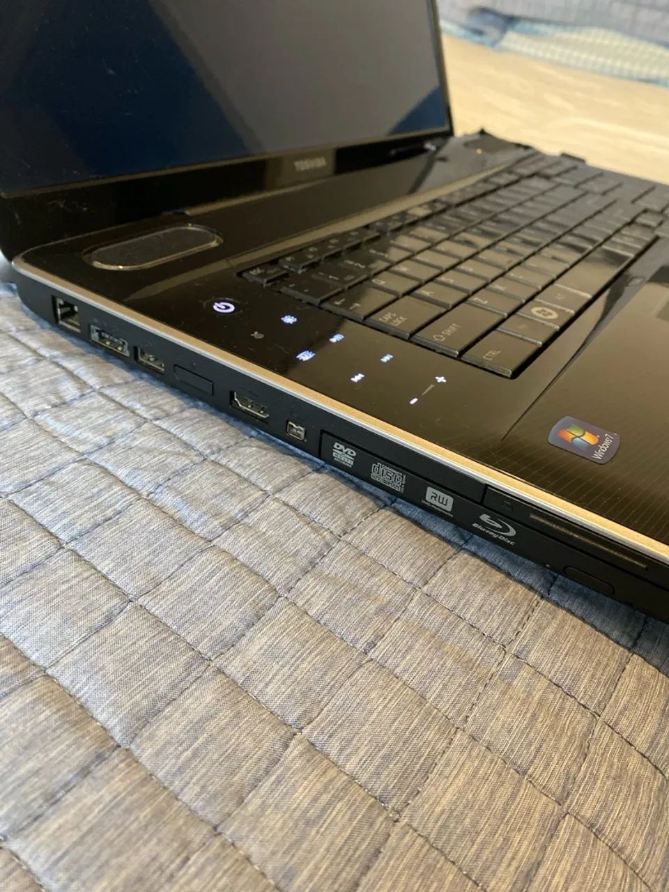 Notebook Toshiba 18 polegadas