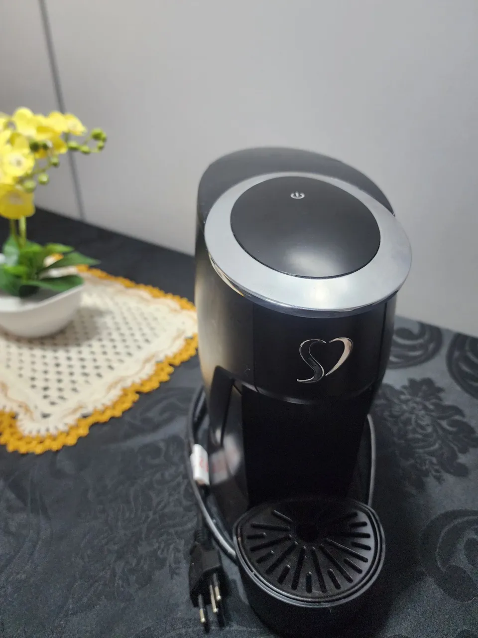 Cafeteira Espresso Tres Touch Preta 3 Corações