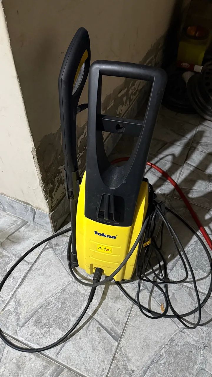 Lavadora Alta Pressão 1800w Com Rodas E Alça Hlx1501v Tekna