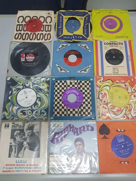 Coleção de Discos Vinil Antigos