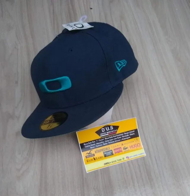 novo Boné Oakley 100% origens U.S.A   azul marinho,  tamanho 7 1/8