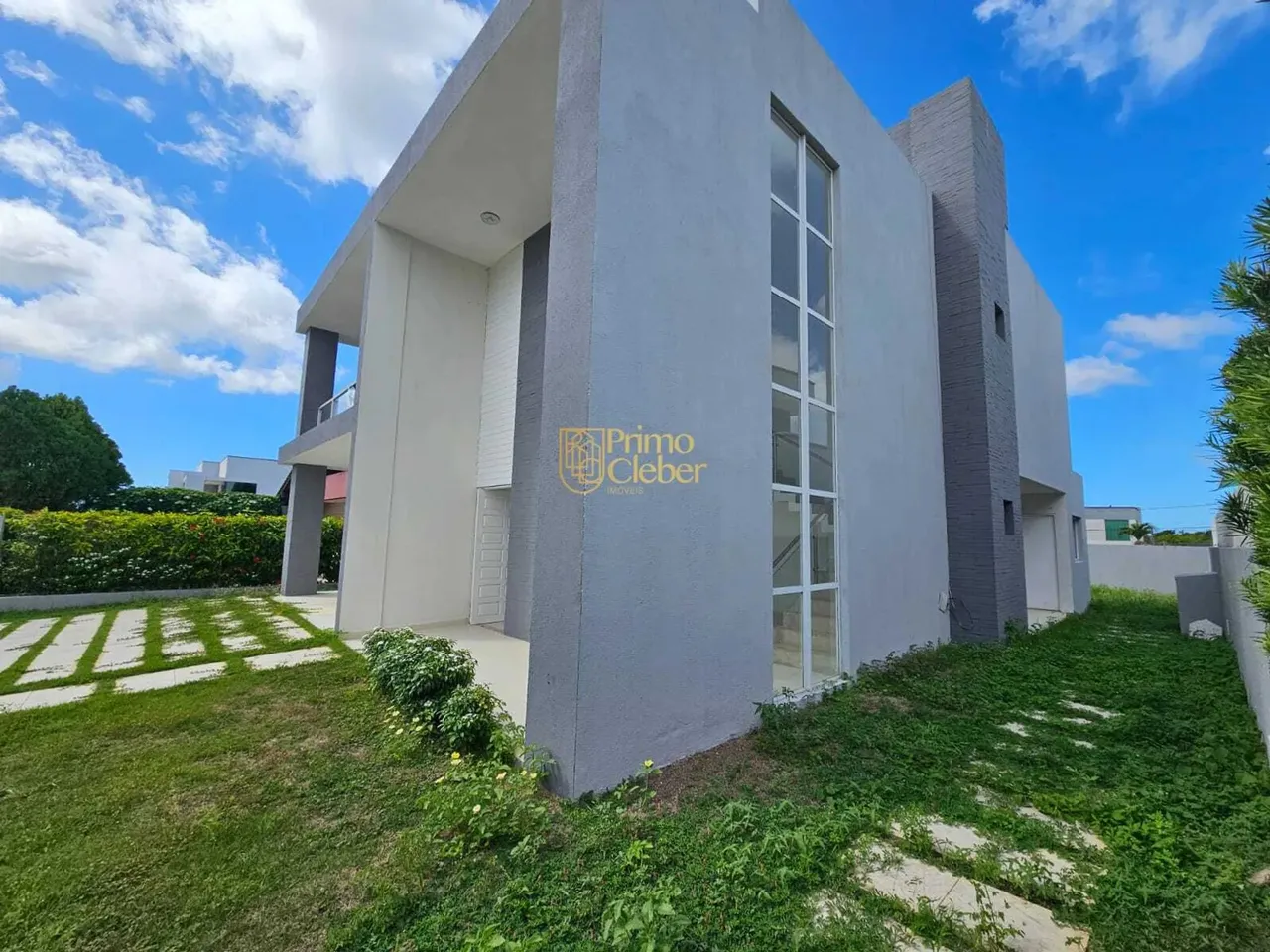Casa À Venda em condomínio fechado  Leia a Descrição!!