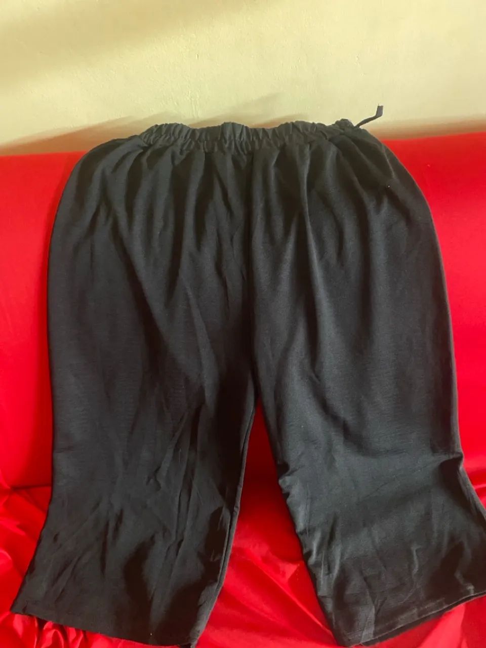 Calça Preta Pantalona - Tecido Leve - Tamanho M/G