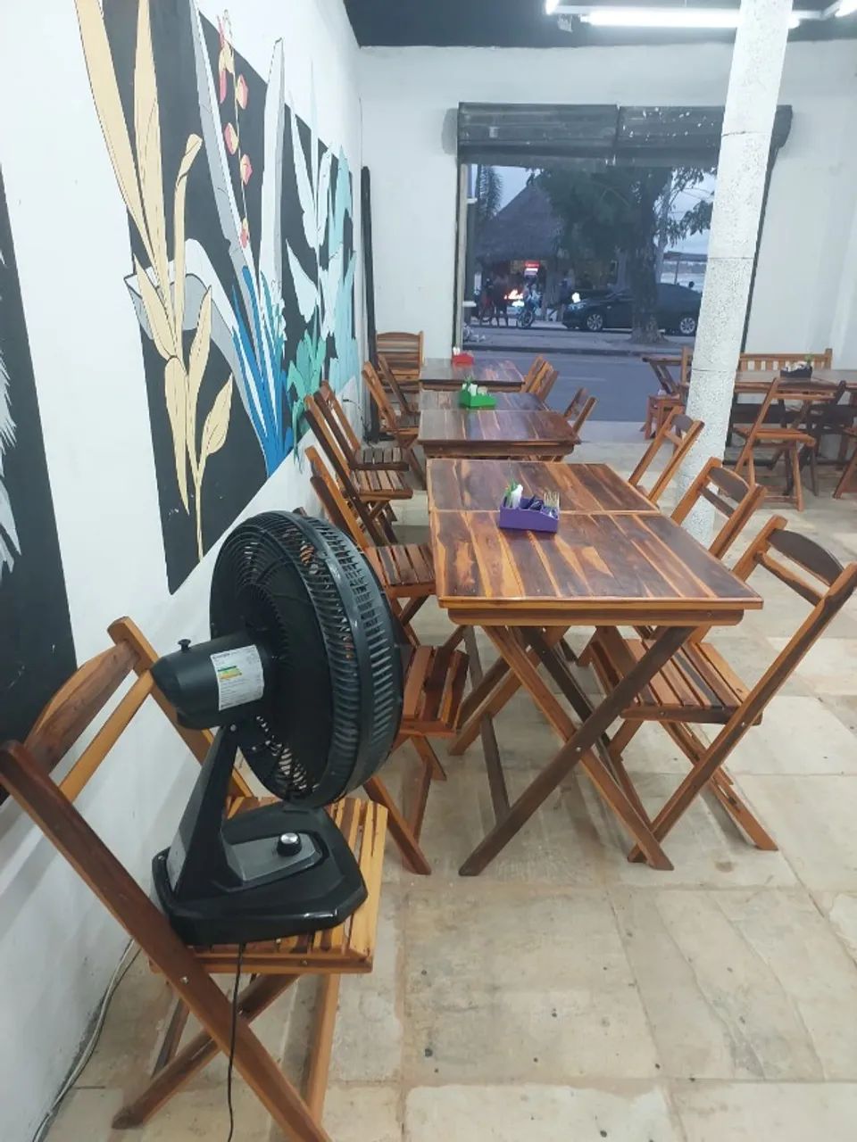 VENDE-SE Sorveteria,Açaiteria,Cafeteria e Hamburgueria -Aceita Carro
