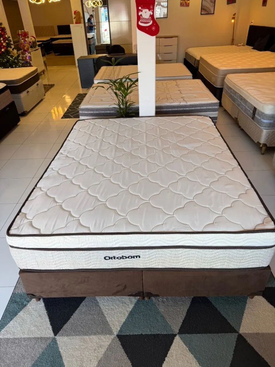 Colchão Queen ORTOBOM TOP - Entregamos!  - Foto 3