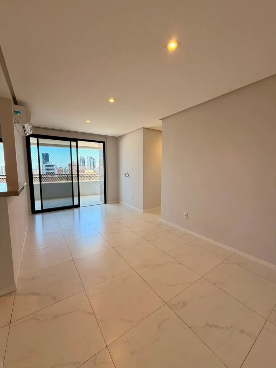 Alugo apartamento no centro de Belém 