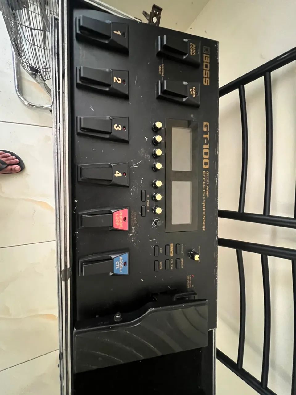 Pedaleira Boss GT-100 com Case  - Foto 5
