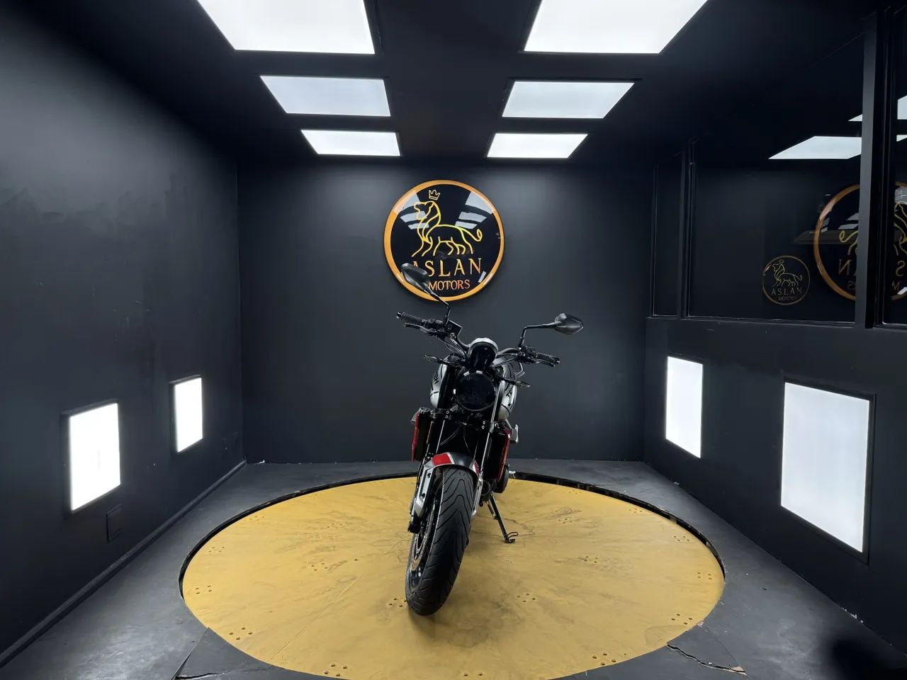 Triumph Trident 660 2024 - Foto 4