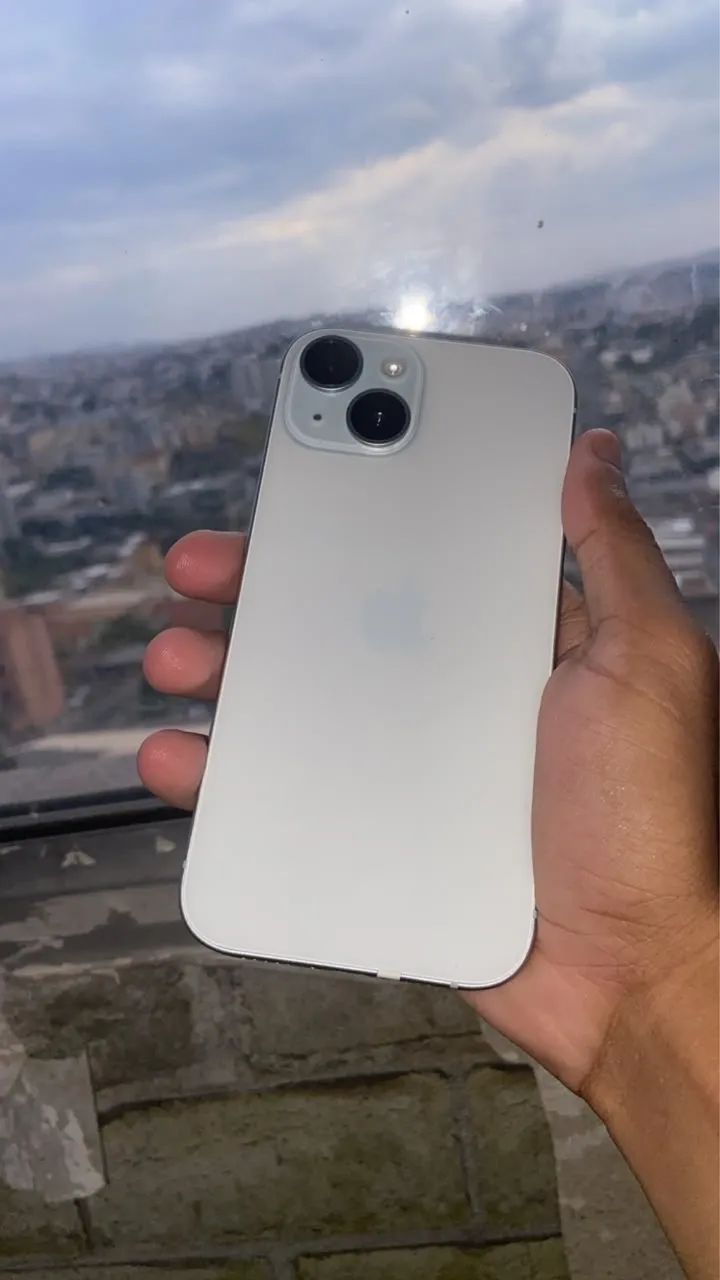 iPhone 15  - Foto 2