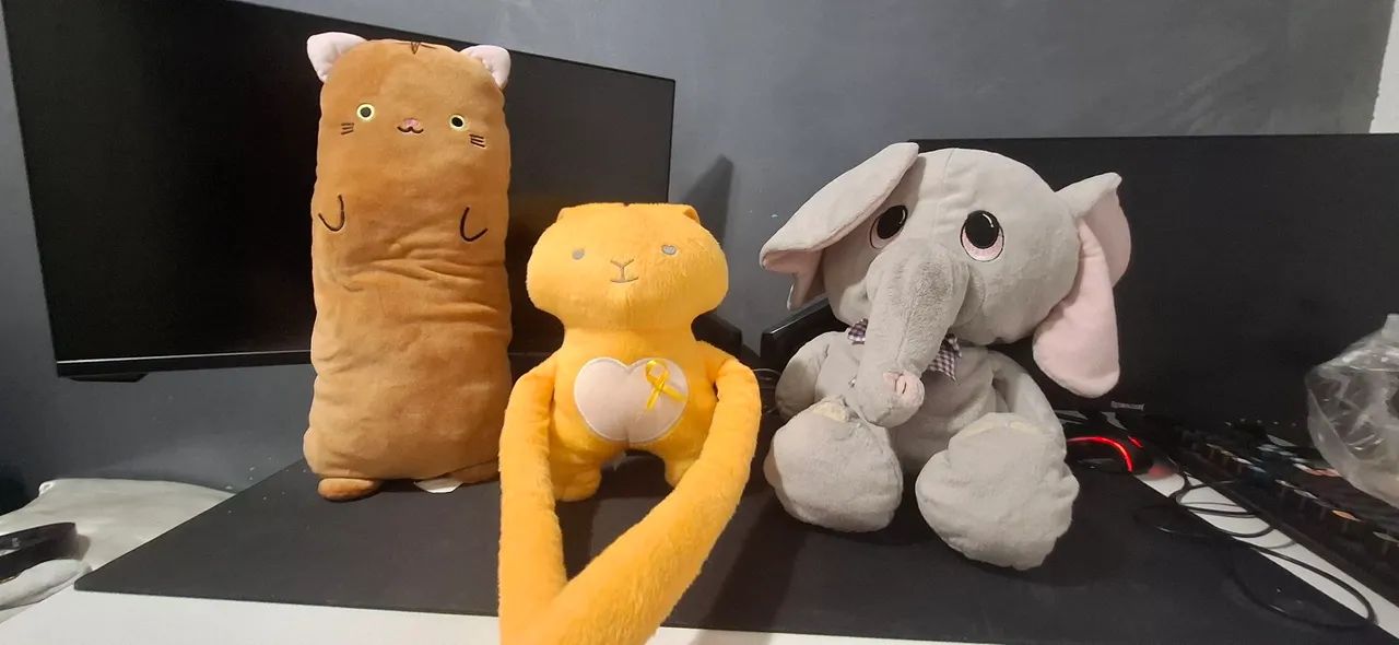 Pelúcias diversas