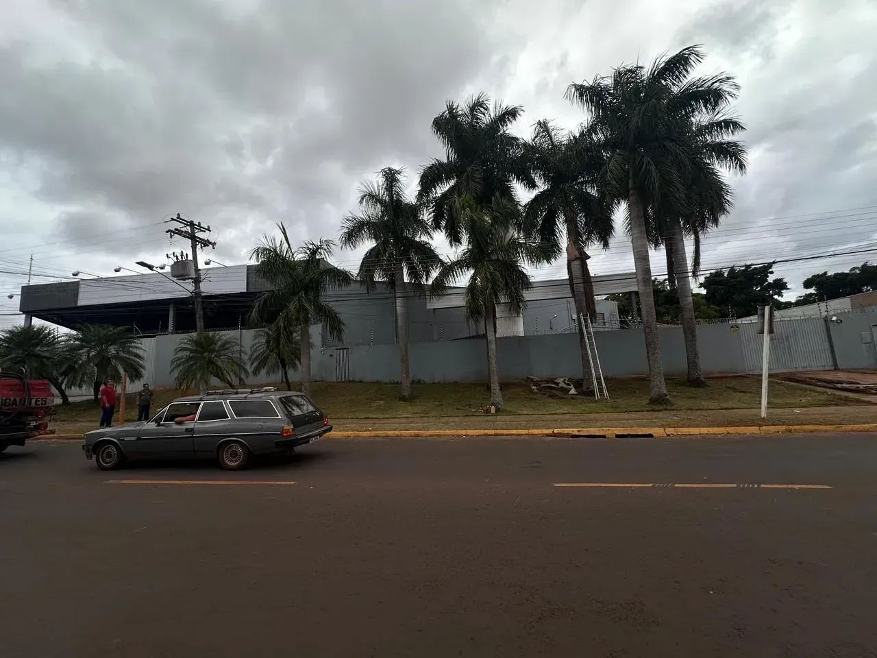 COD. 579 - Barracão para locação na Av. Mascarenhas de Moraes  Campo Grande/MS
