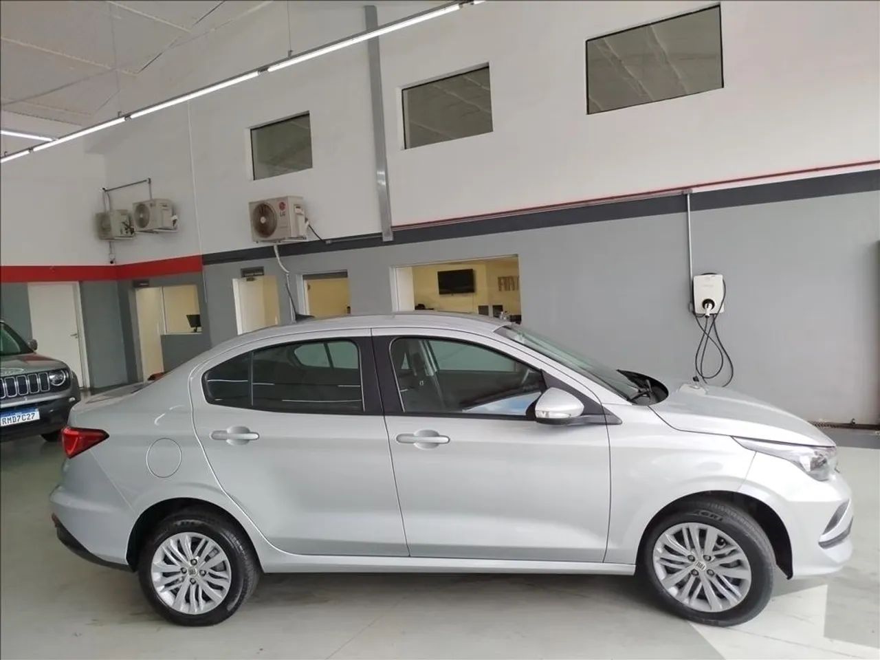 Fiat Cronos Drive 1.3 8V Flex 2025 - Foto 4