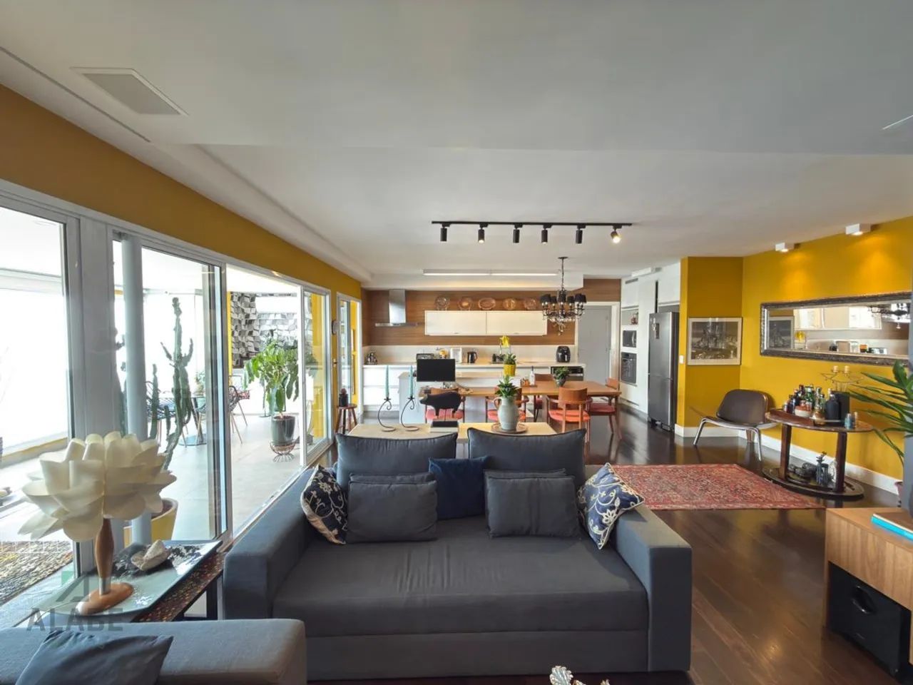 Apartamento para venda em Brooklin com 2 quartos, sendo 2 suítes, 138m²