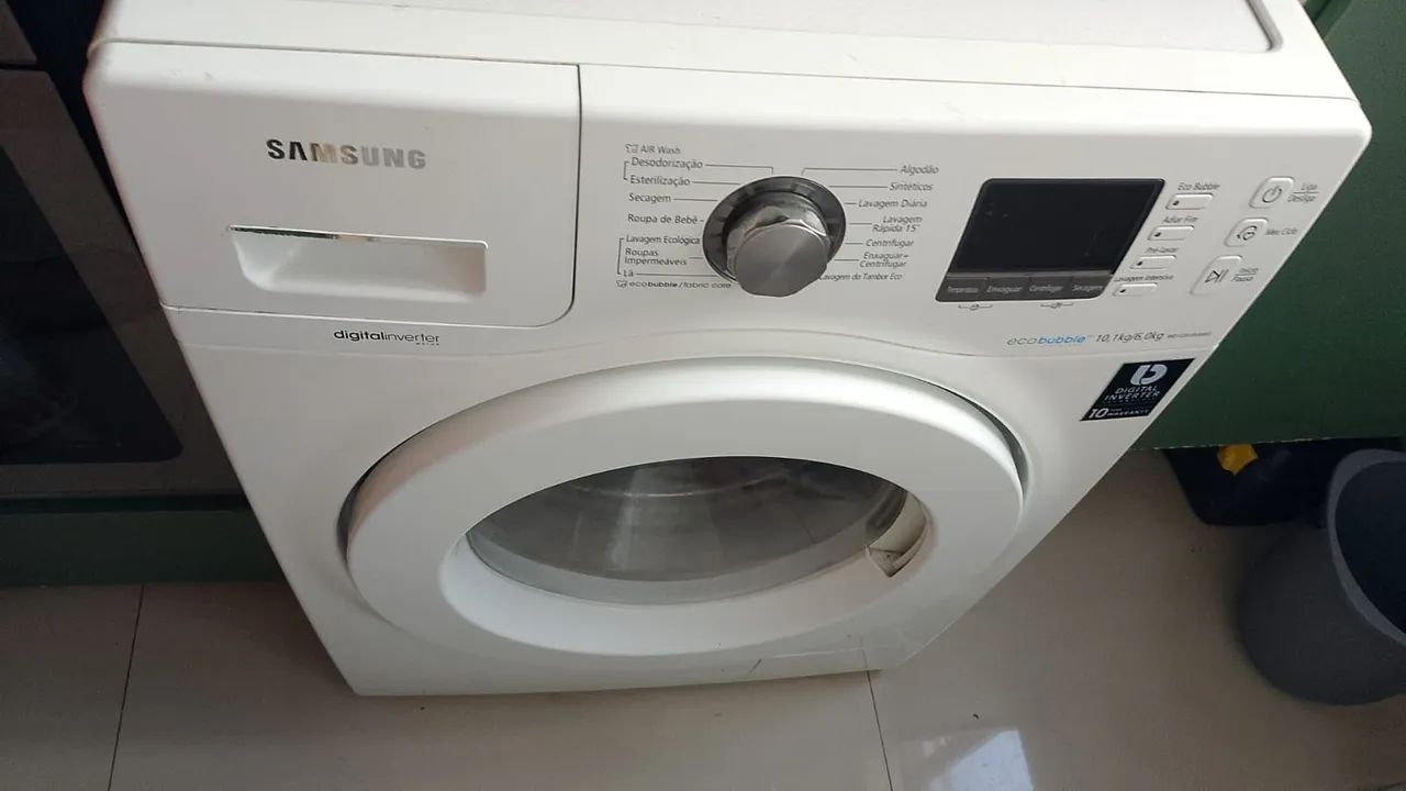 Máquina lava e seca 
