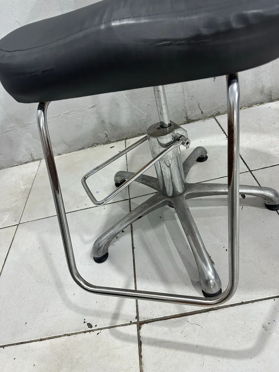 Cadeira hidráulica  - Foto 3