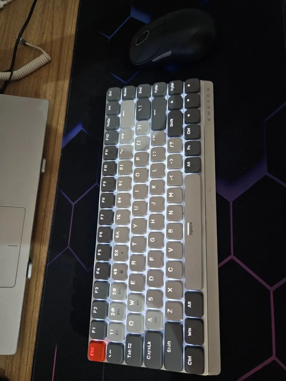 Vendo teclado mecânico 75% e mouse Xiaomi 