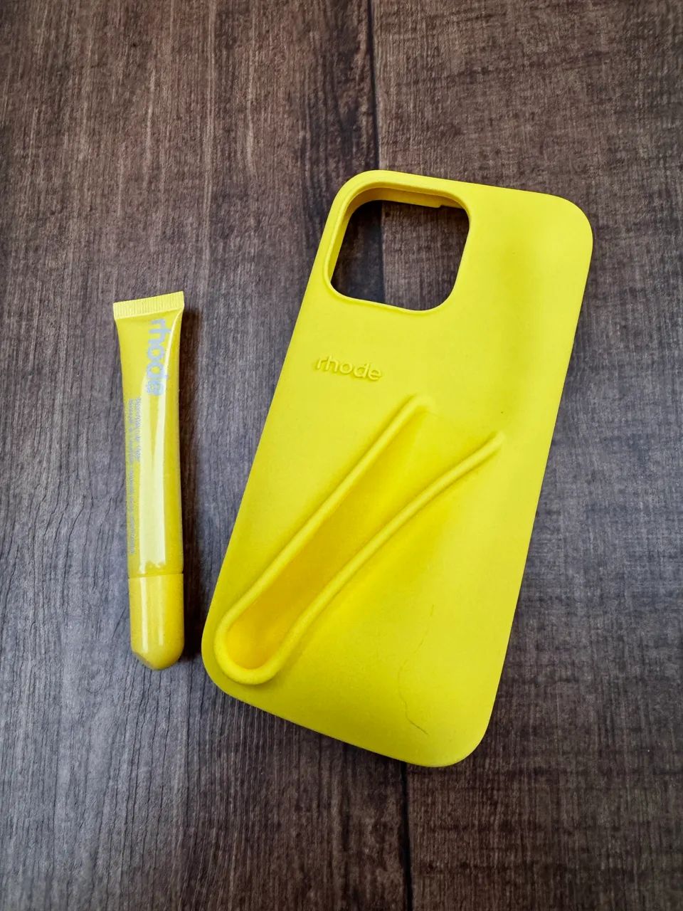 Case Rhode iPhone 15 Pro max amarelo - Foto 2