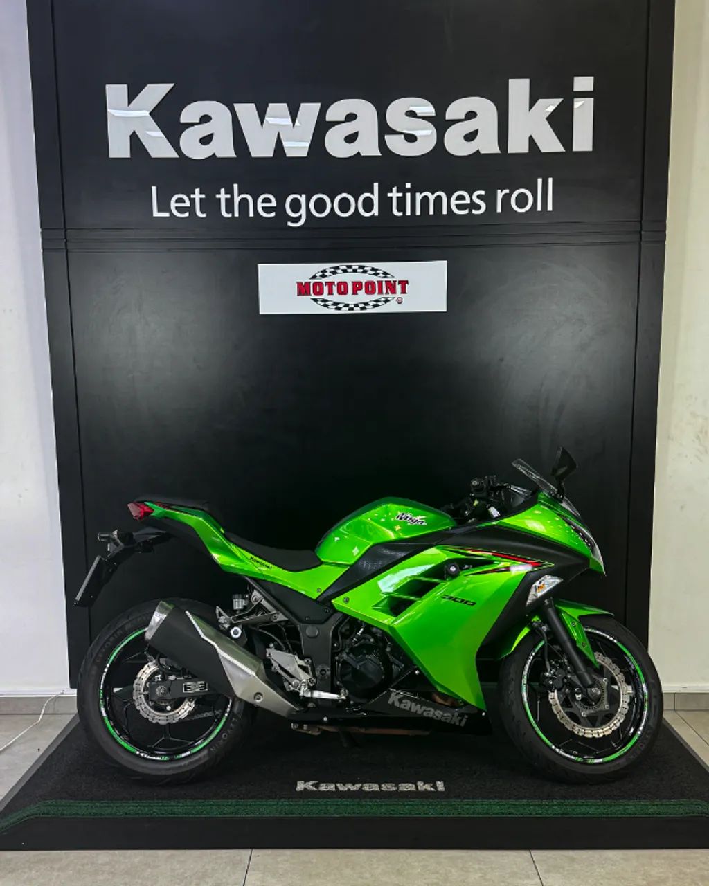 Ninja 300 | 2024 - Foto 2