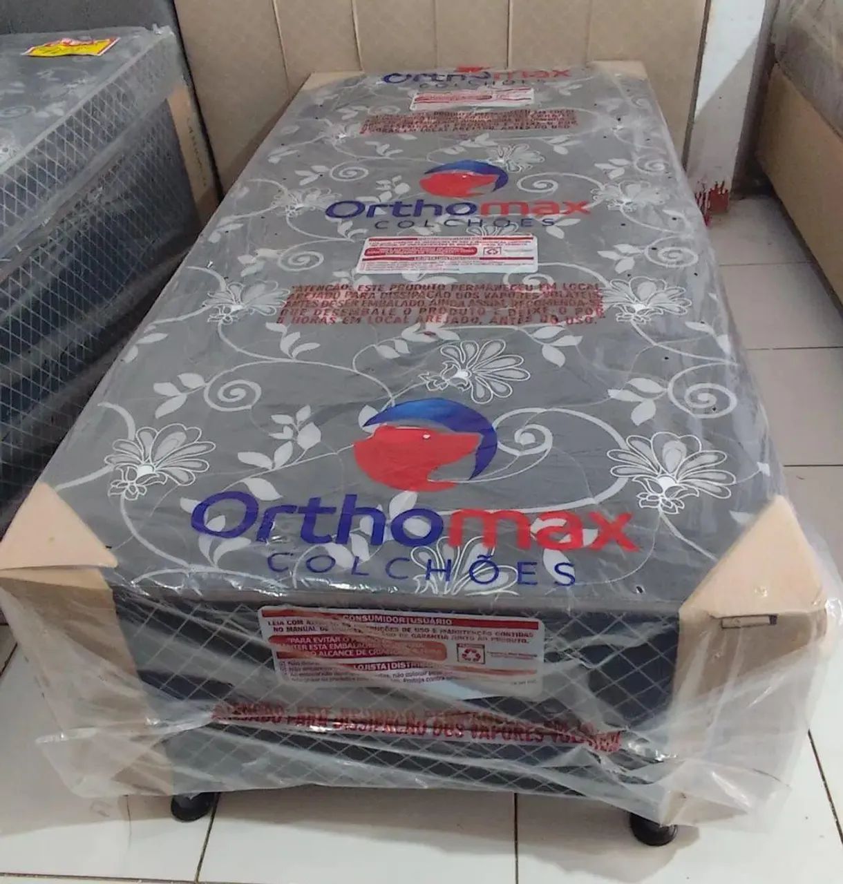 Promoção camas box solteiro novas  - Foto 3