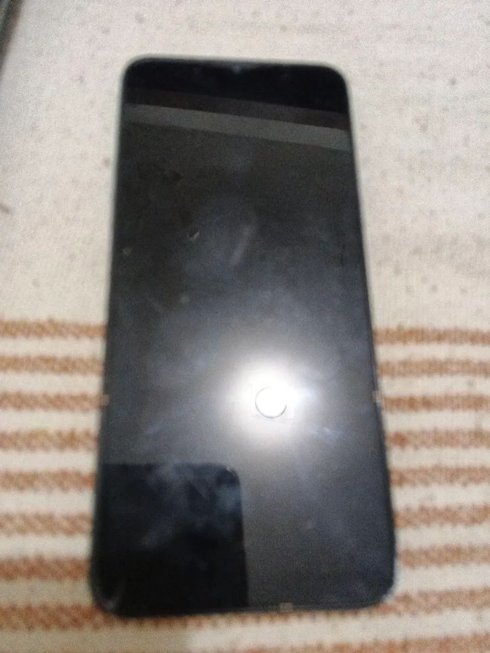 Celular moto E usado 