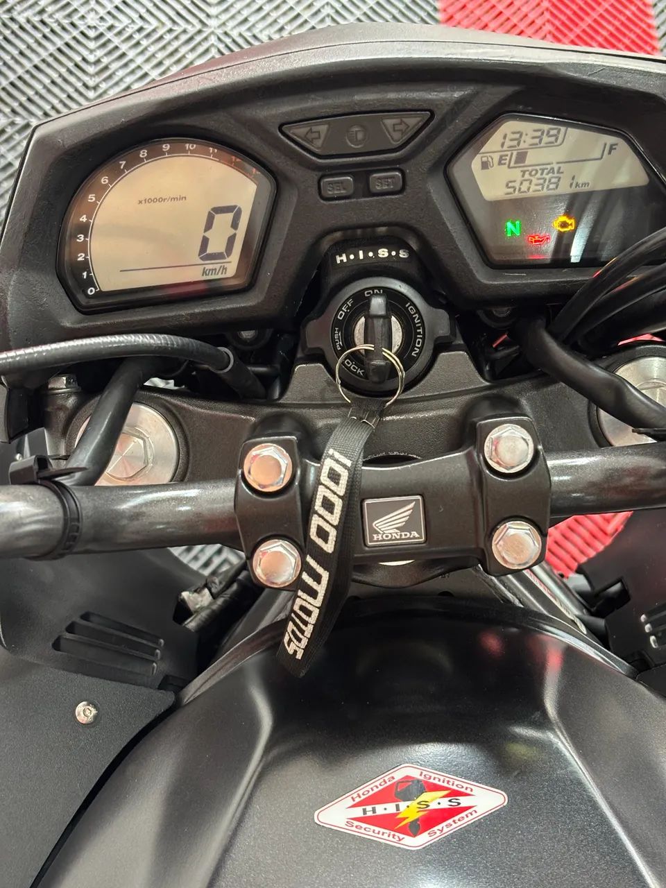 HONDA CB 650F  - Foto 4