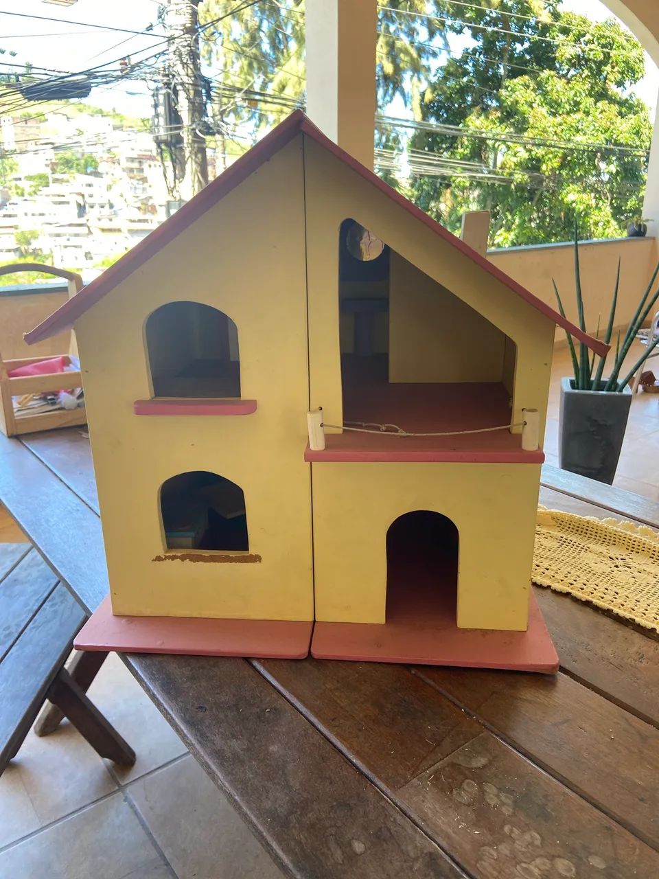Casa de boneca de madeira  - Foto 2