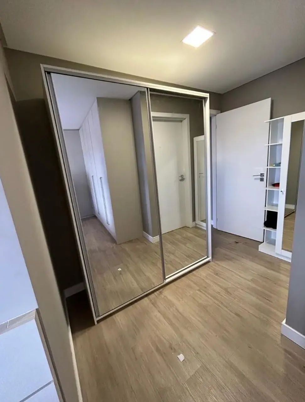 Guarda roupa novo  - Foto 2