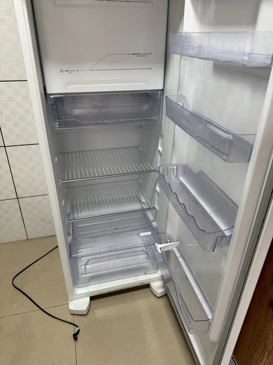 GELADEIRA ELECTROLUX SEMINOVA - Foto 3