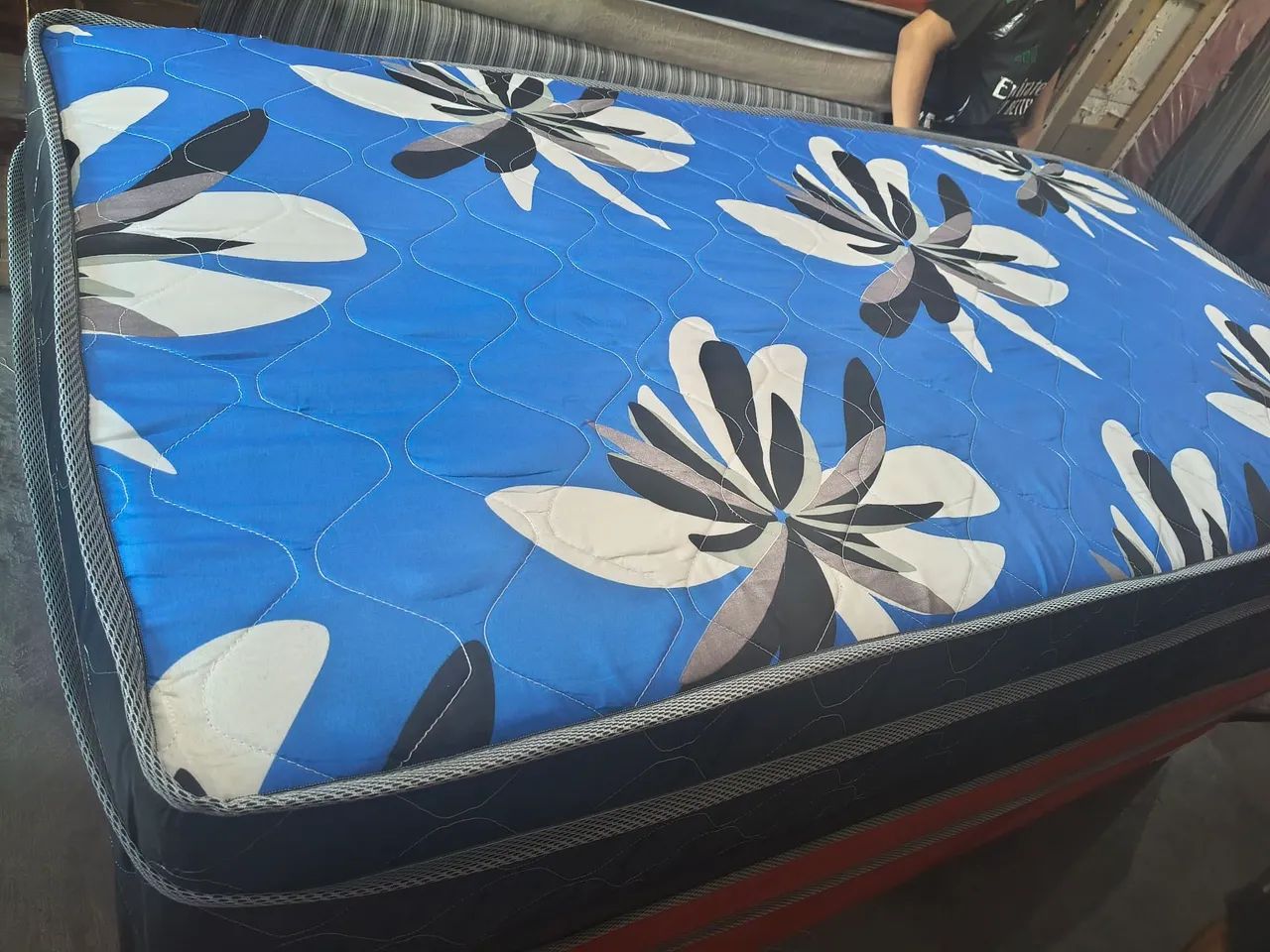 CAMA BOX SOLTEIRO DE ESPUMA NOVA R$380- Entrega grátis  - Foto 4