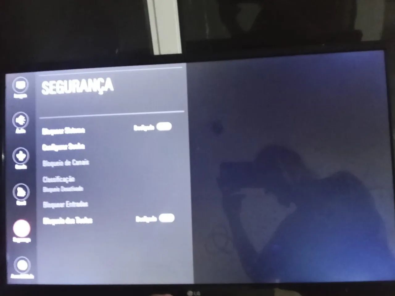 Tv led 28 polegadas com conversor integrado  - Foto 4