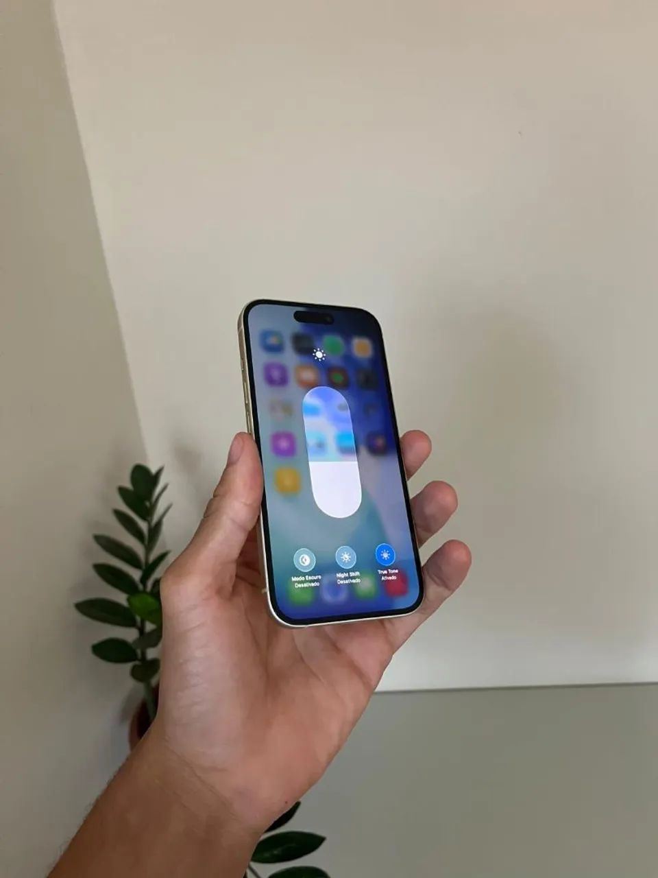 31748108iPhone 15  - Foto 4