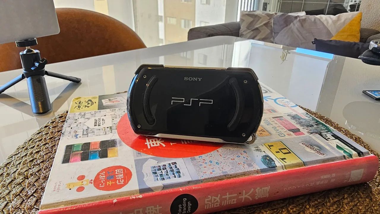 PSP Go (sem fonte) - Foto 3