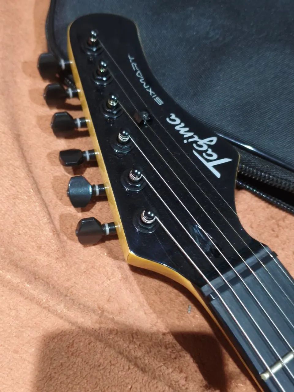 Guitarra sixmart tagima - Foto 3