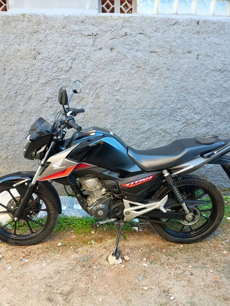 Titan 160 2025