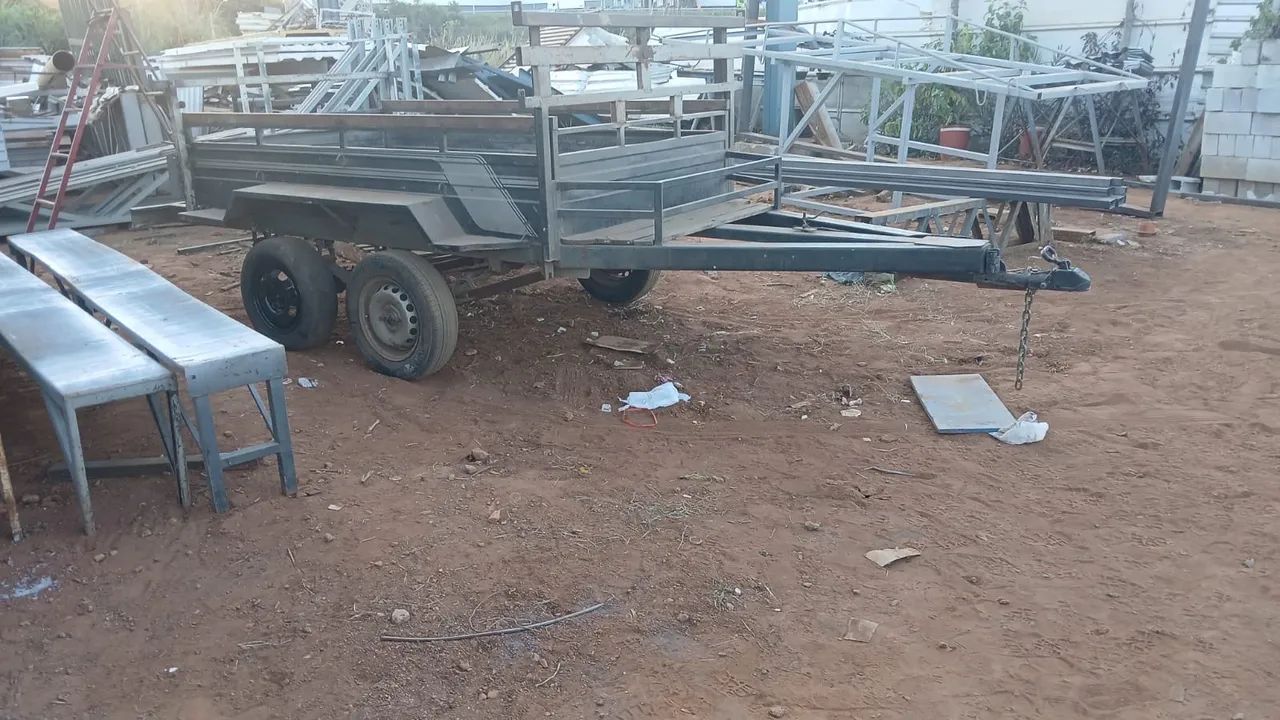 Vende-se Carreta  trucada 