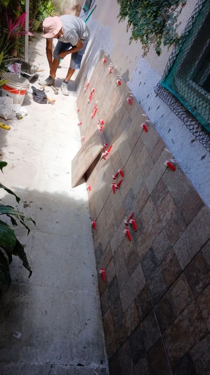 Pedreiro Profissional faça seu orçamento  - Foto 2