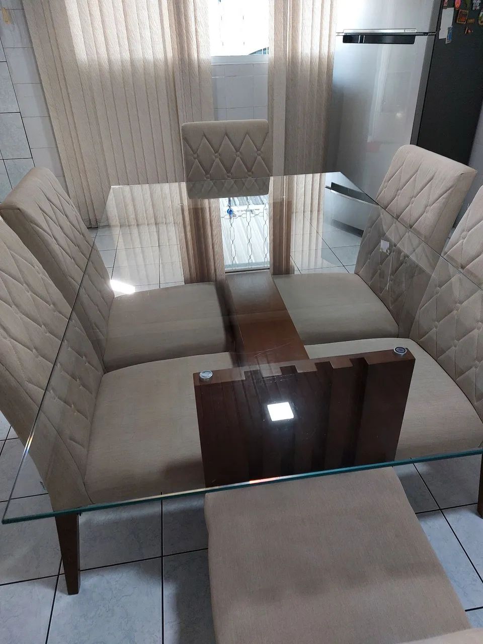 MESA DE JANTAR COM 6 CADEIRAS  - Foto 2