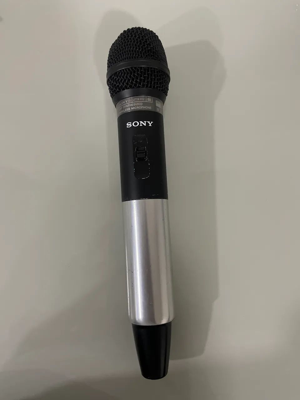 Microfone Sony UTX-H2(42) UHF Synthesized Wireless 