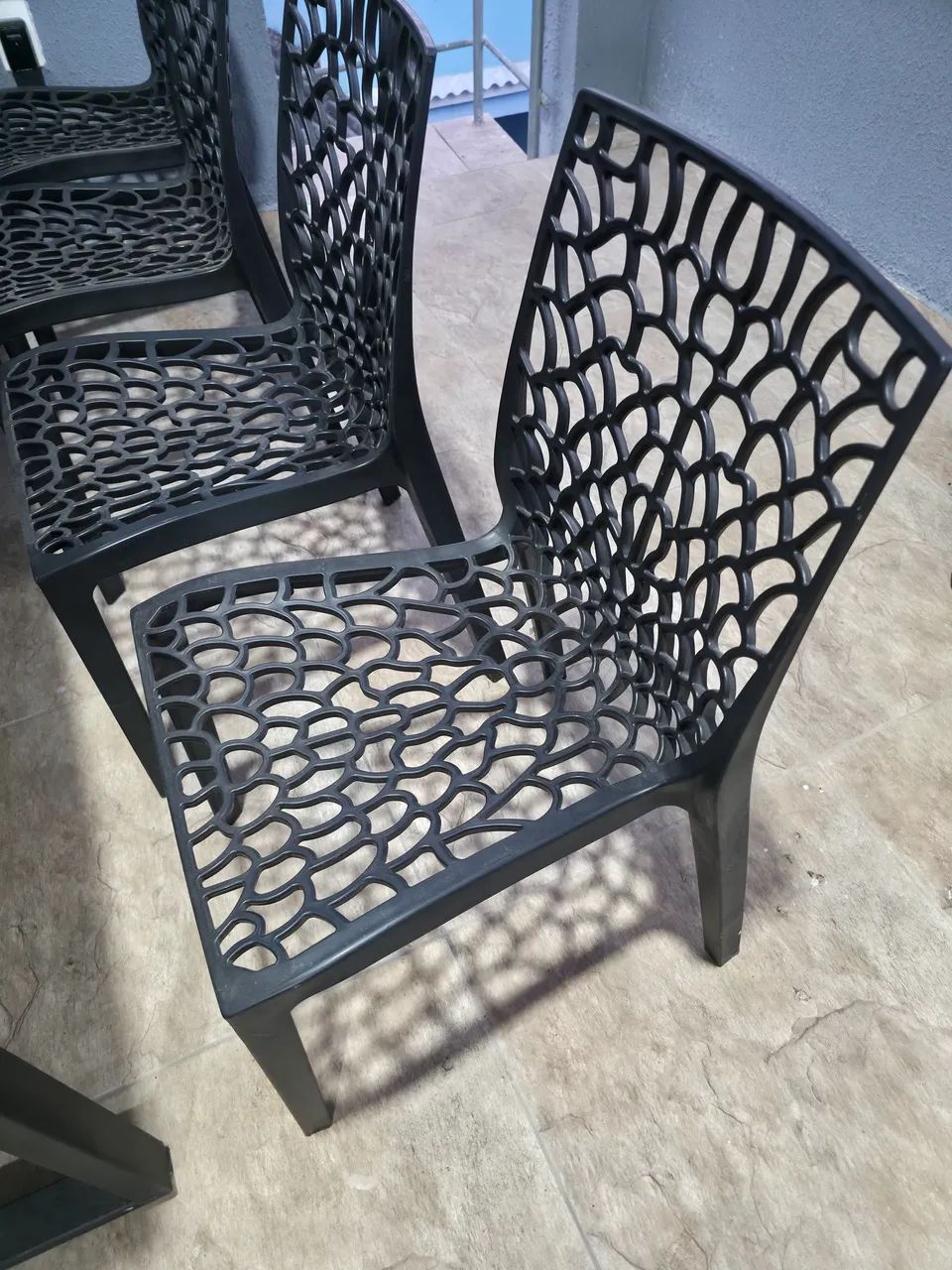 MESA DE MADEIRA COM 8 CADEIRAS  - Foto 2