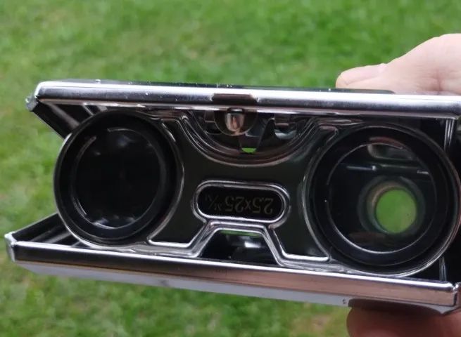 Binóculo dobrável. Folding opera glass