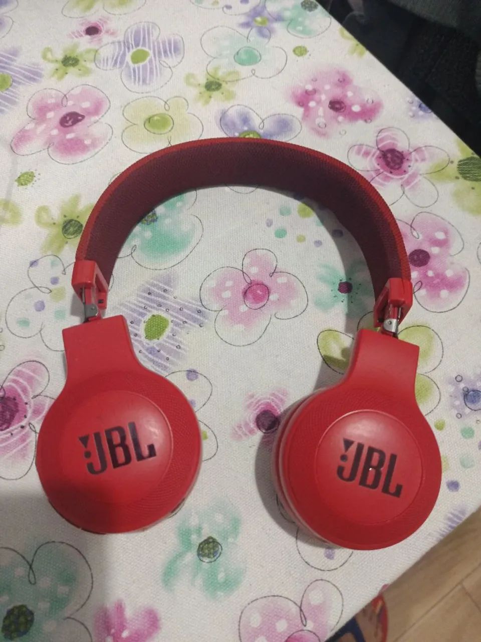 JBL E45BT