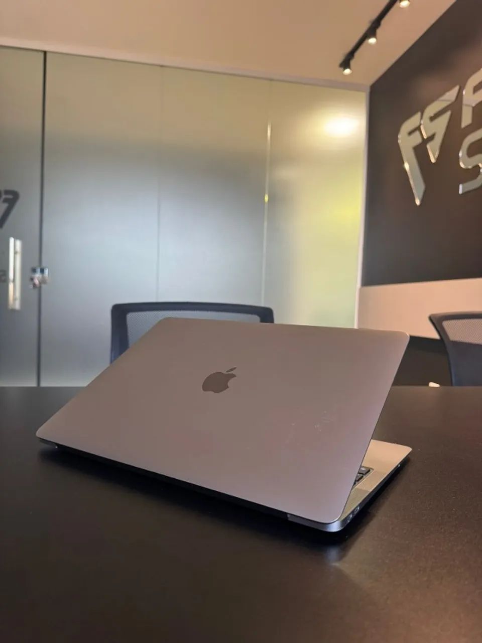 Macbook Air M1 8GB RAM 256GB SSD 13.3'' Space Gray - Foto 4