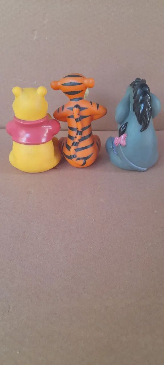 Bonecos ursinho pooh de vinil  - Foto 3
