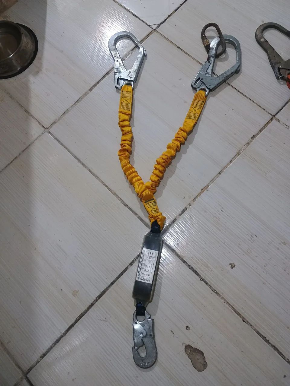 EPIs semi novo 