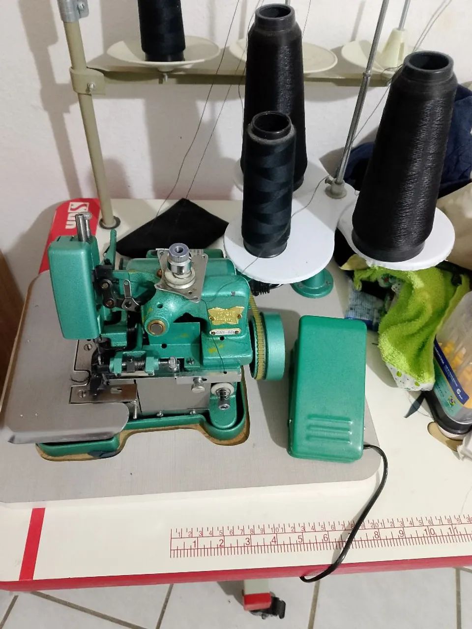 Máquina overloque chinesinha.  - Foto 4