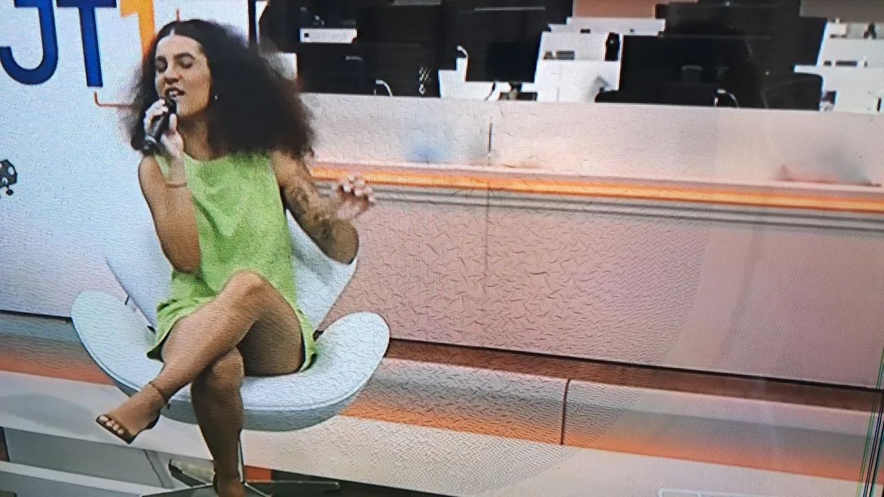 tv  - Foto 2