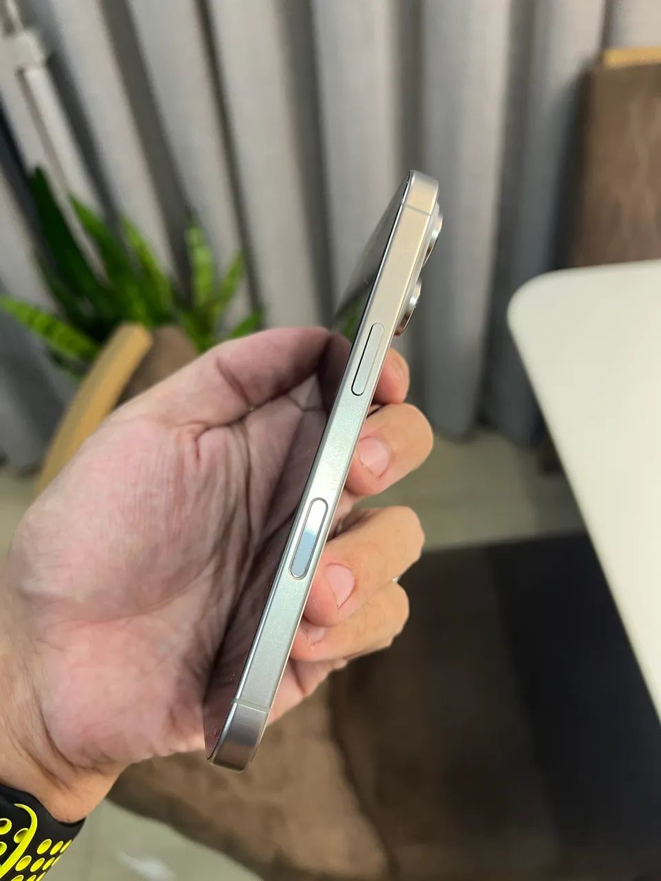 iPhone 16 Pro - Natural Titanium (128 GB) - Foto 3