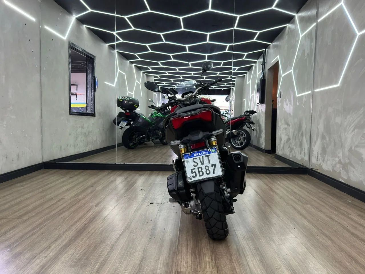 HONDA ADV 150  - Foto 4