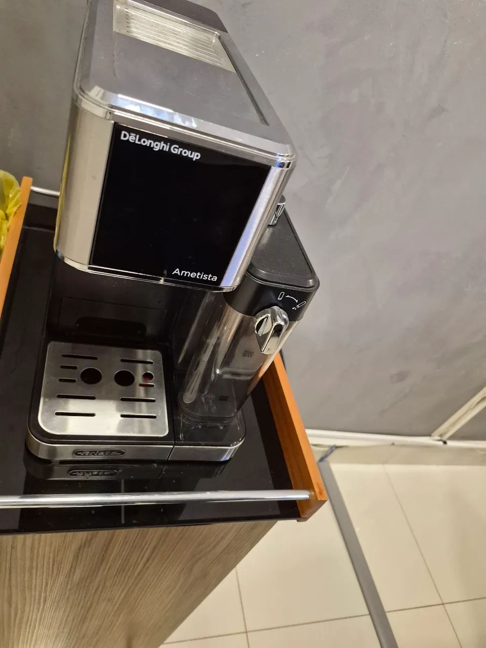 Maquina de café e transformador