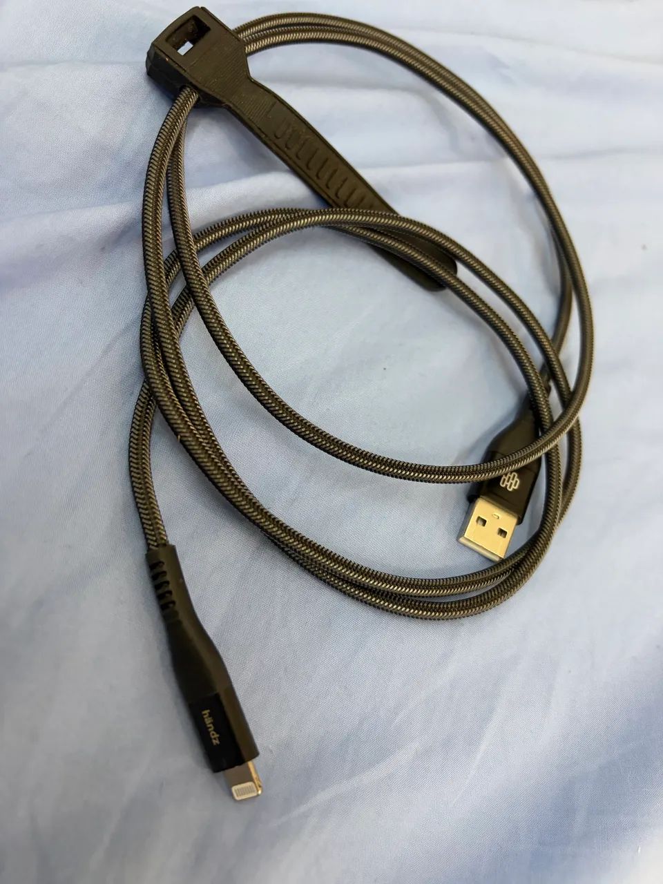 Cabo iPhone preto handz 
